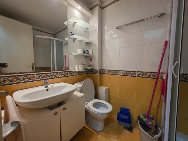 Prodaja dvosobnog stana 70 m² sa dvorištem i baštom – Budva, Centar