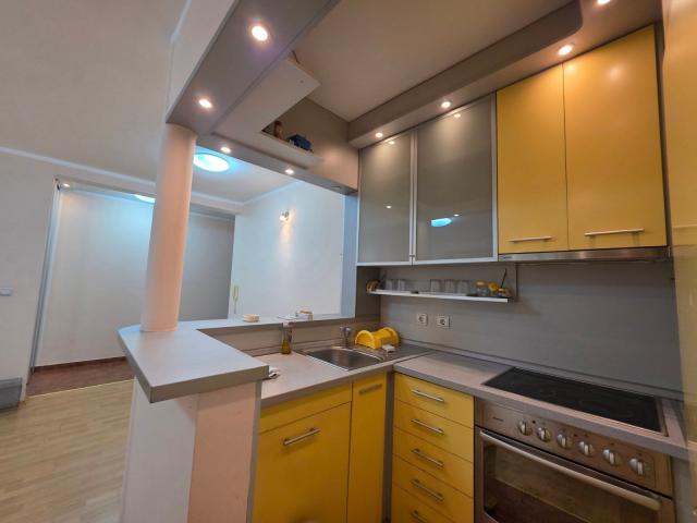 Prodaja dvosobnog stana 70 m² sa dvorištem i baštom – Budva, Centar