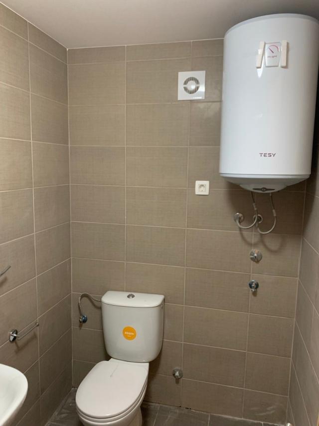 Na prodaju dvosoban stan 56 m² sa pogledom na more – Budva, Dubovica