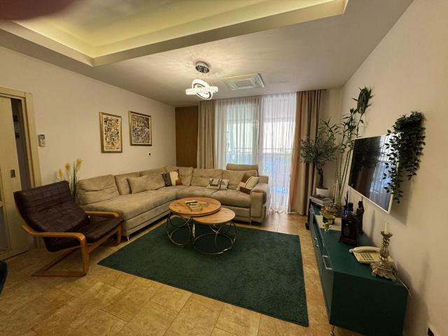 Prodaja moderno opremljenog dvosobnog stana 82 m² – Budva, Rozino | Nivel zgrada