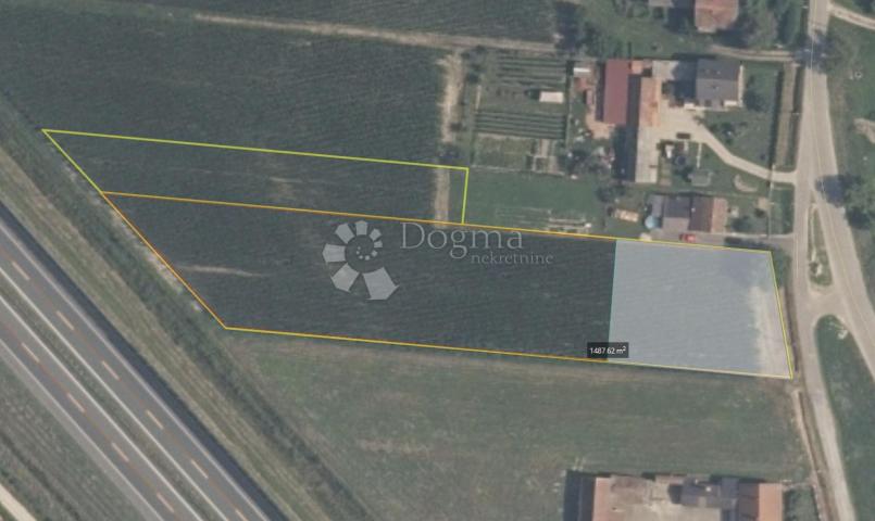 Zemljište Okešinac 7.111 m², građevinsko + poljopr. 
