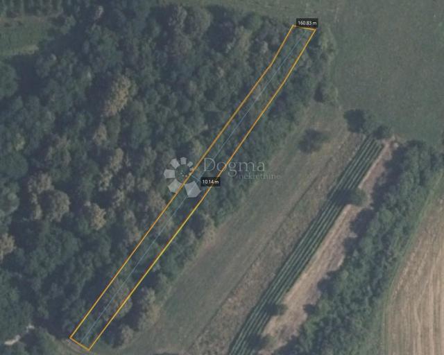 Brežuljkasto zemljište 1.436 m² kod Širinca i Križa