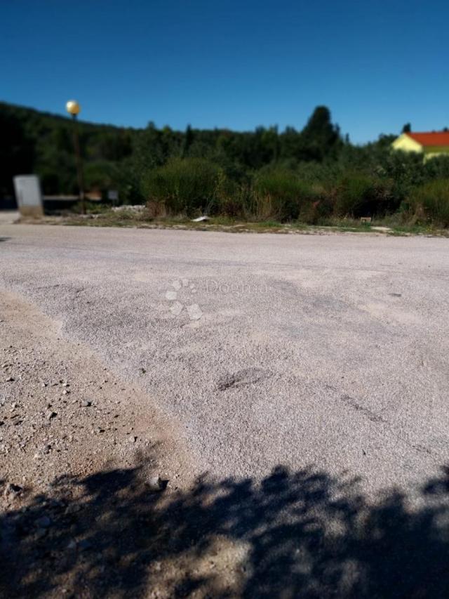 Božava Dugi otok , građevinsko zemljište -  prilika 