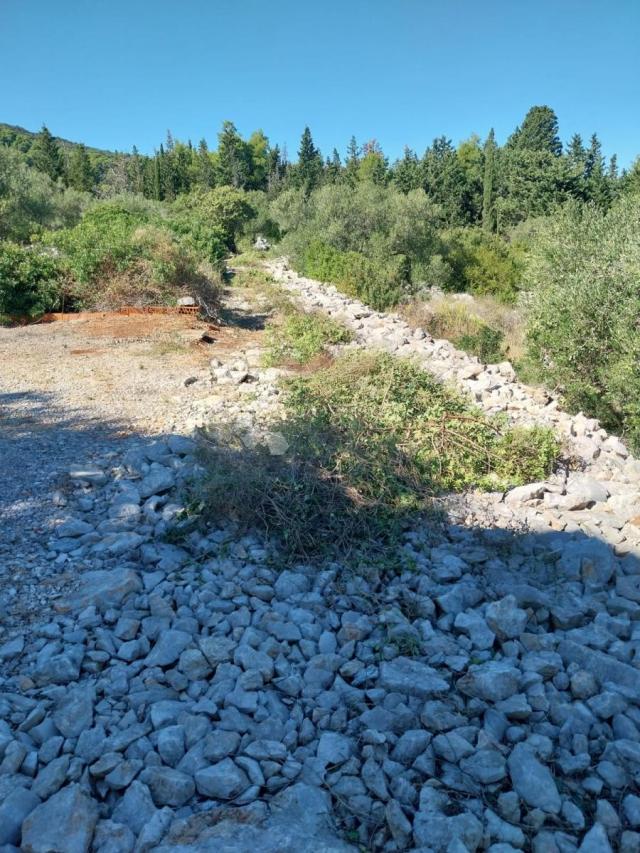 Božava Dugi otok , građevinsko zemljište -  prilika 