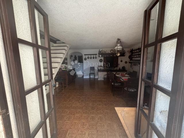 House Valun, Cres, 105m2