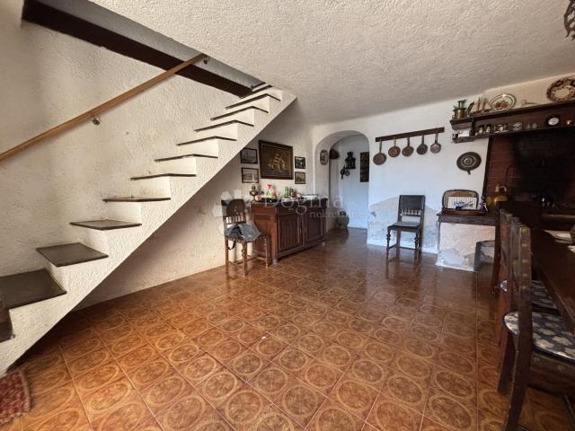 House Valun, Cres, 105m2