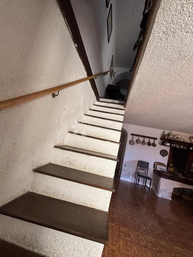 House Valun, Cres, 105m2