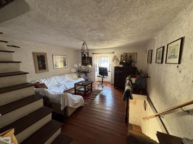 House Valun, Cres, 105m2