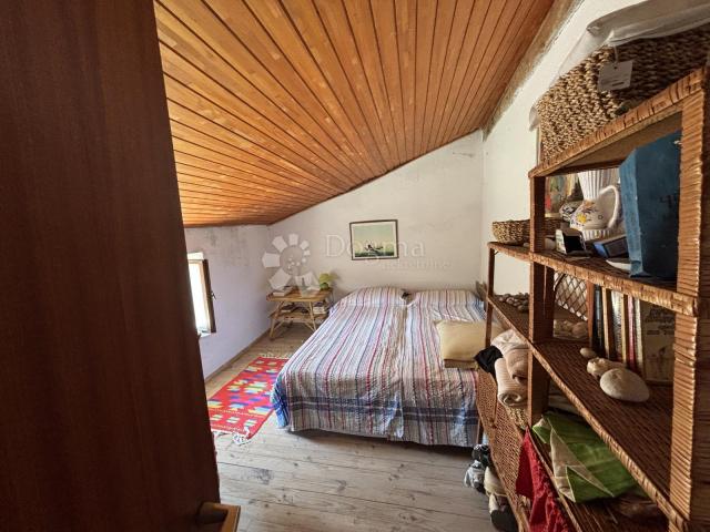 House Valun, Cres, 105m2
