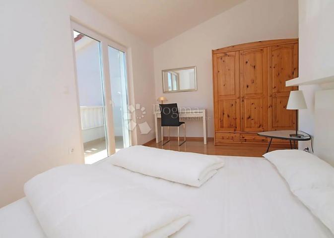 Haus Ražanj, Rogoznica, 120m2