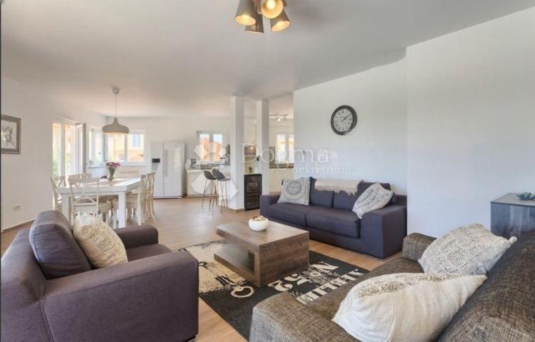 Haus Frata, Poreč, 292m2