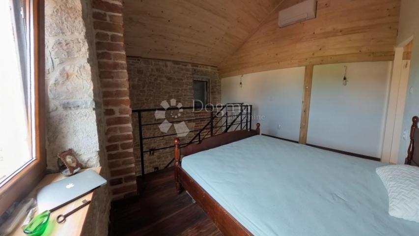 House Grohote, Šolta, 85m2