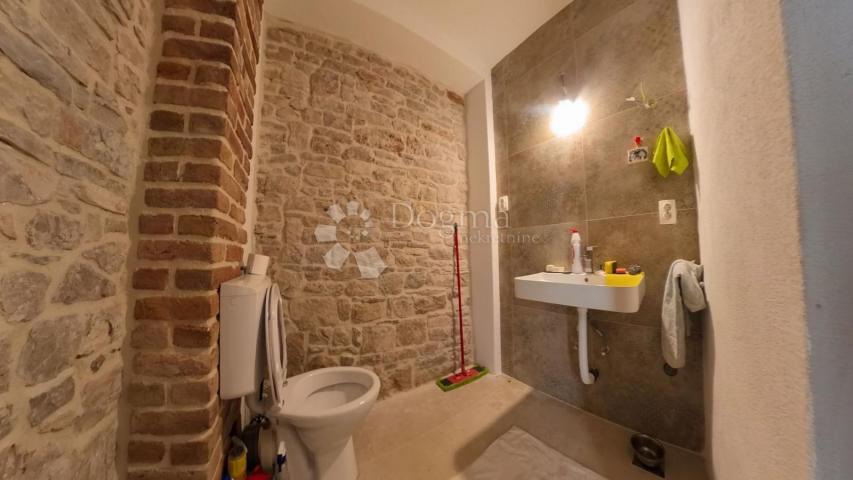 House Grohote, Šolta, 85m2