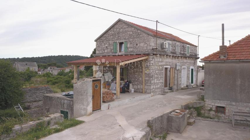 House Grohote, Šolta, 85m2