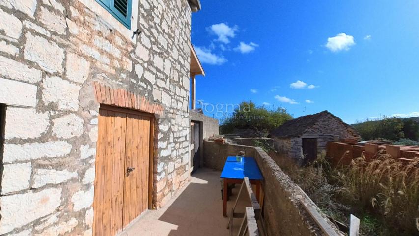 House Grohote, Šolta, 85m2