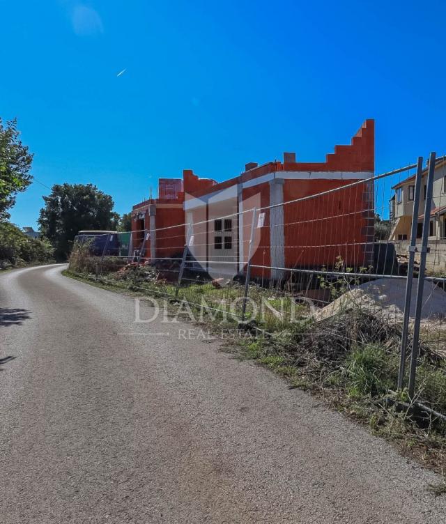 Ližnjan, okolica, moderna kuća sa dva stana
