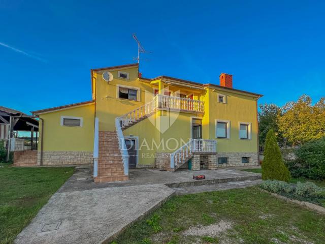 Umag okolica, poslovni objekt sa stanom