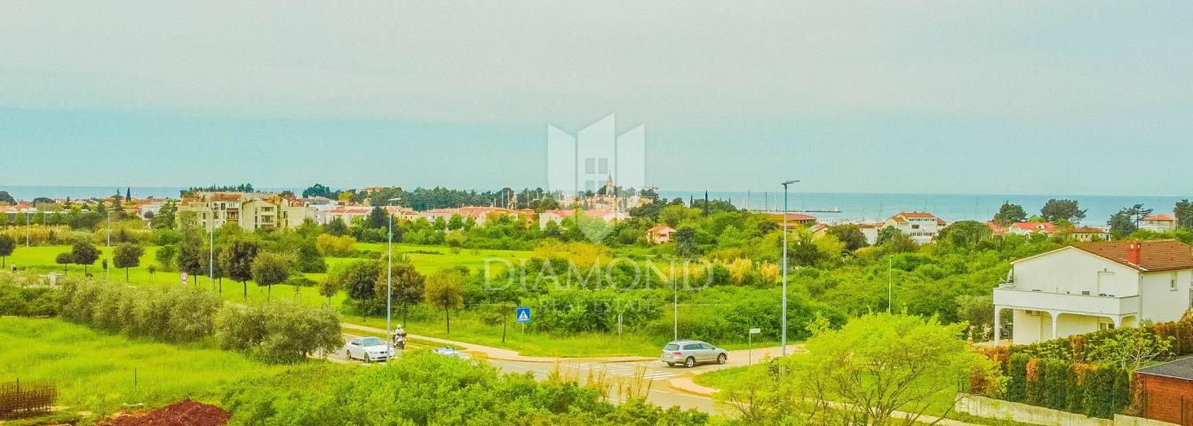 Novigrad, građevinsko zemljište na odličnoj lokaciji sa pogledom na more!