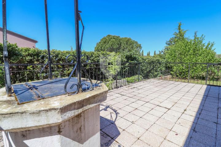 Rovinj, okolica, predivna kuća s okućnicom blizu mora