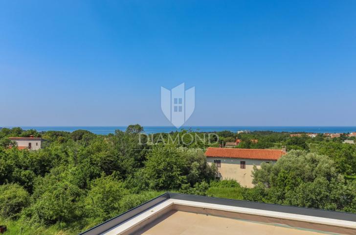 Poreč, ground floor apartment with garden 500 m from the sea!