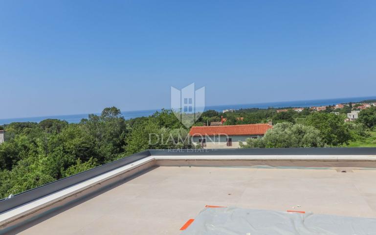 Poreč, ground floor apartment with garden 500 m from the sea!