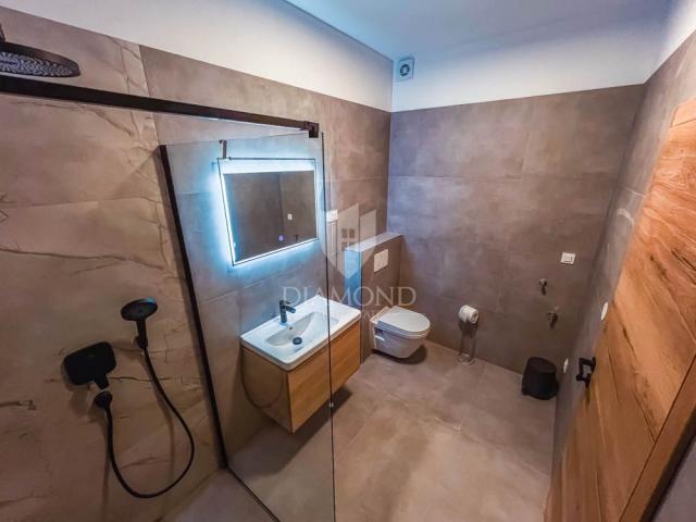 Medulin, okolica, Moderna Villa 300 metara od mora 