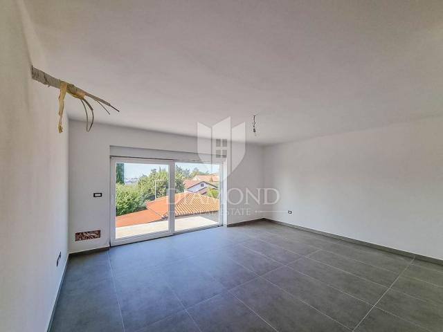 Umag, surroundings, new building! Modern apartment on the 1st floor 450 m from the sea!