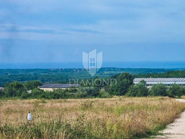 Poreč okolica, idealno građevinsko zemljište sa projektom i pogled more!