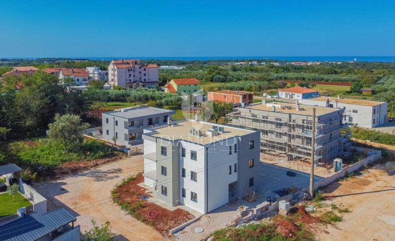 Umag, okolica! Predivan stan u novogradnji!