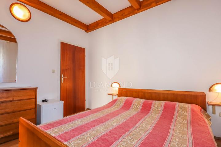Rovinj, okolica, vrlo dobra kuća blizu centra mjesta