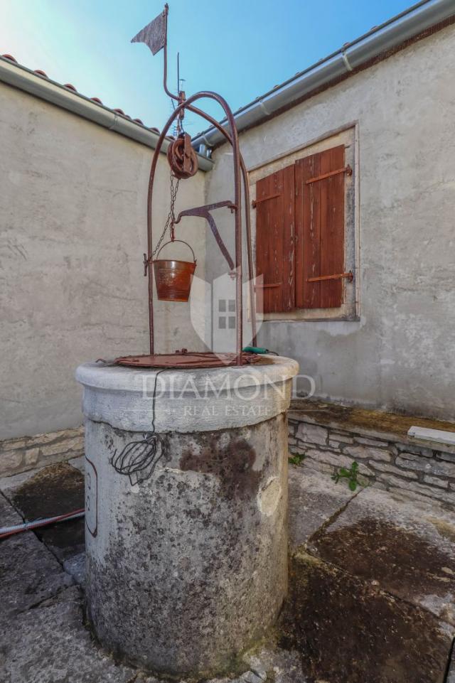 Rovinj, okolica, vrlo dobra kuća blizu centra mjesta