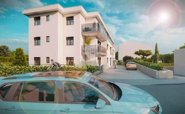GELEGENHEIT! Studio-Apartment in einem neuen Gebäude 600 m vom Meer entfernt, Štinjan!
