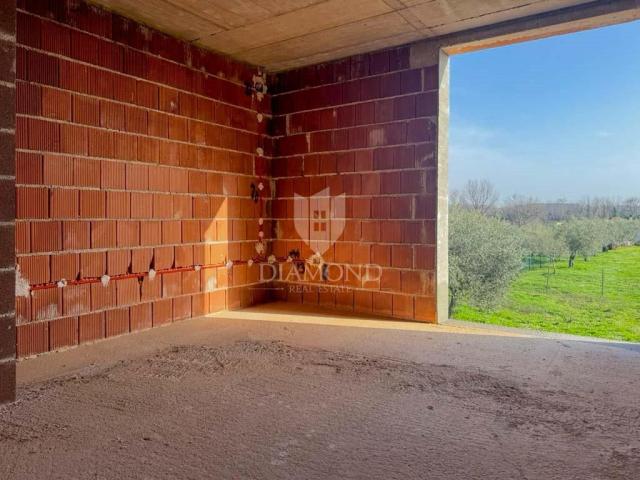 Umag novogradnja, prizemlje sa 3 spavaće sobe