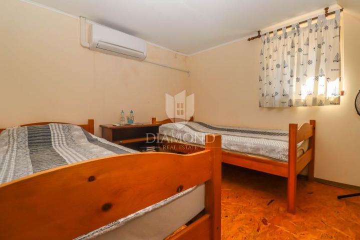 Medulin, okolica, istarska kuća 150m od mora! 