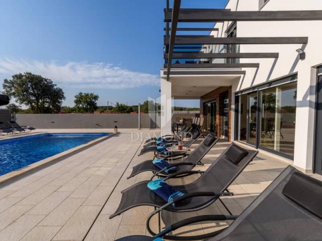 Haus Pula, 280m2
