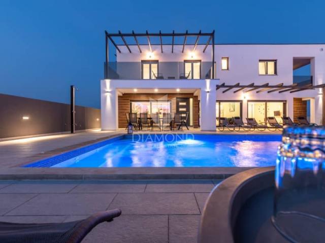 Haus Pula, 280m2