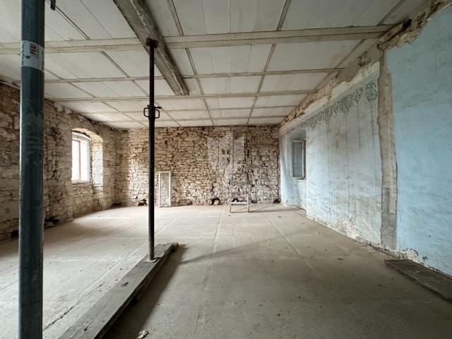 Krnica, tri objekta za renovaciju