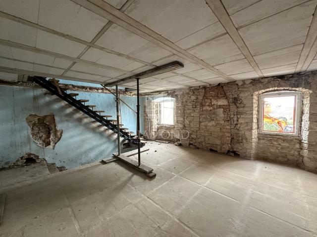 Krnica, tri objekta za renovaciju