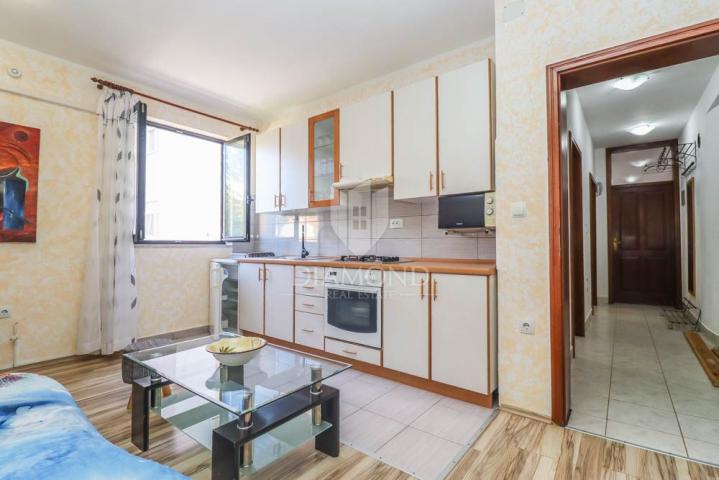 Dva stana sa potencijalom u blizini centra Pule