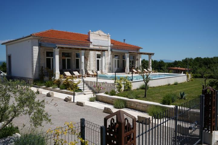Poreč, Umgebung, Einzigartige Villa mit Pool