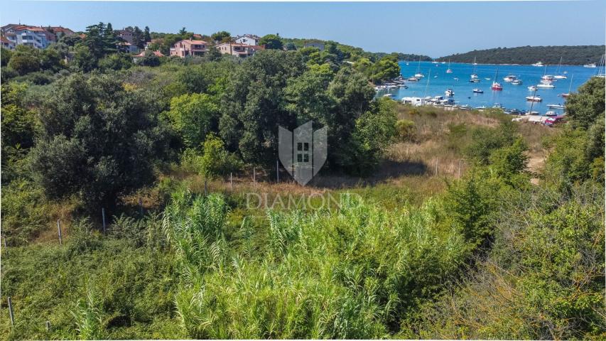 Zemljište T3 , 1. red do mora, okolica Medulina!
