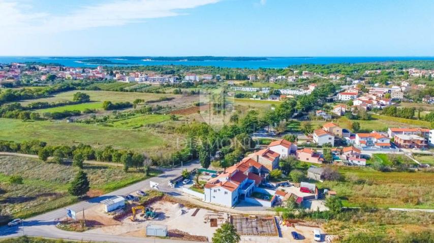 Fažana, dvoetažni stan sa 5 spavaćih soba! 