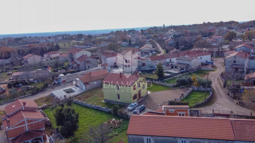 Istria, Poreč, surroundings, modern new building with swimming pool!