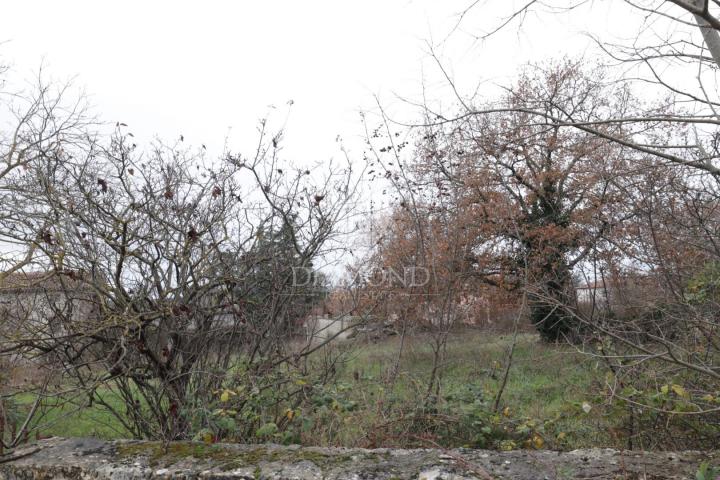Građevinsko zemljište u blizini Rovinja, tražena lokacija!  
