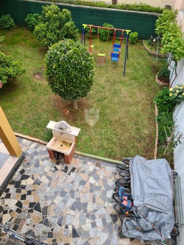Rovinj, house with multiple residential units for living or renting
