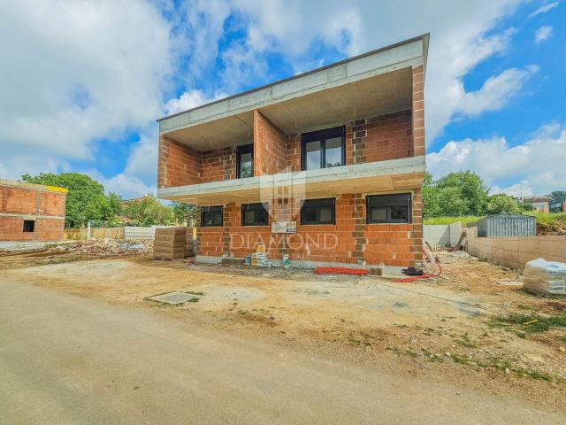Savudrija, surroundings! Modern house with swimming pool!