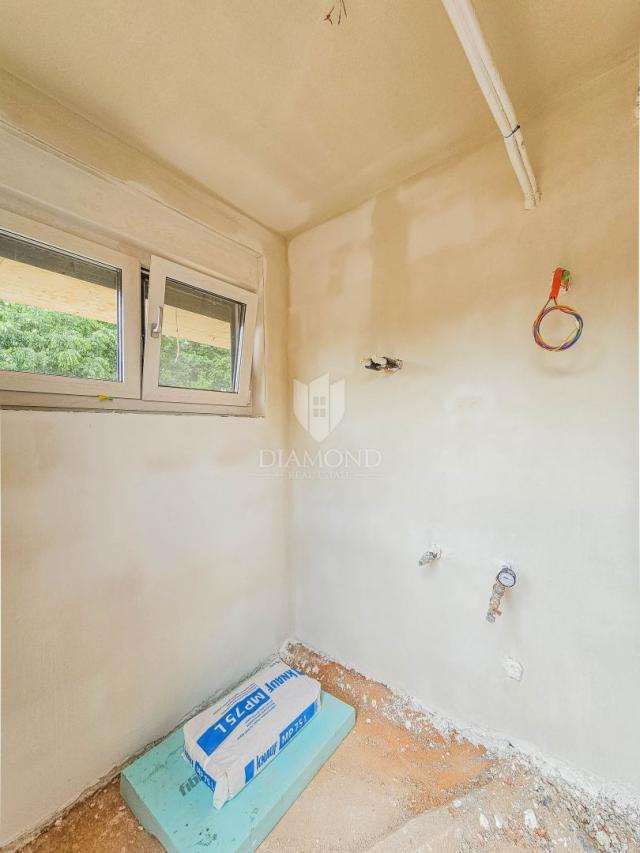 Savudrija, surroundings! Modern house with swimming pool!