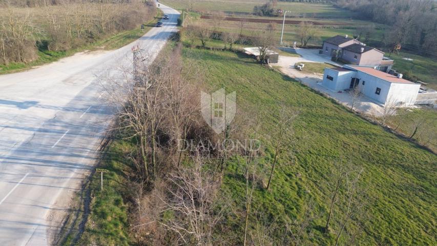 Žminj, surroundings, building land