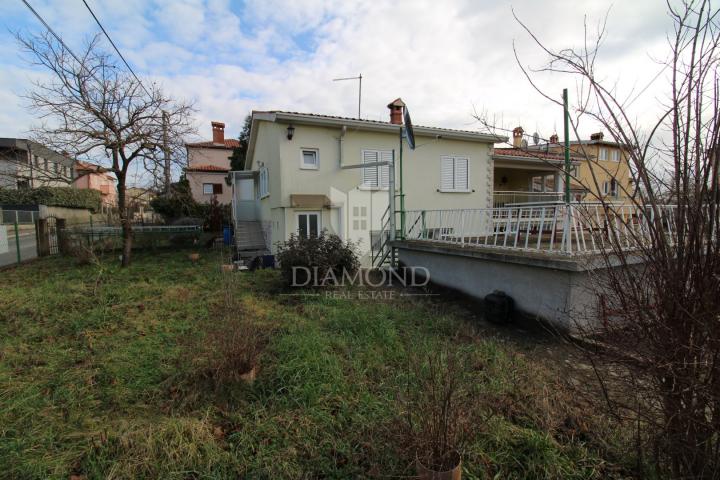 Labin, obiteljska kuća u predgrađu 