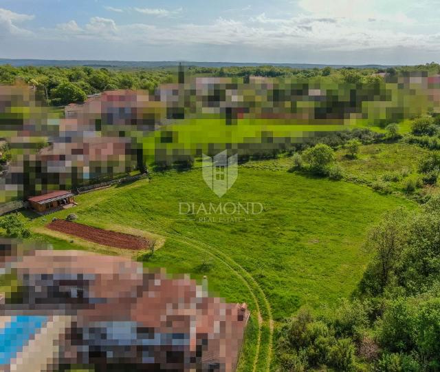 Spacious land near Rovinj suitable for investment